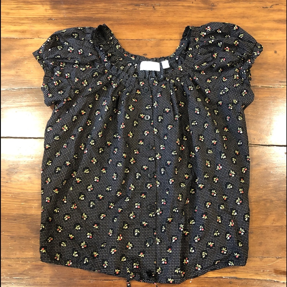 Floral short blouse. Vintage style